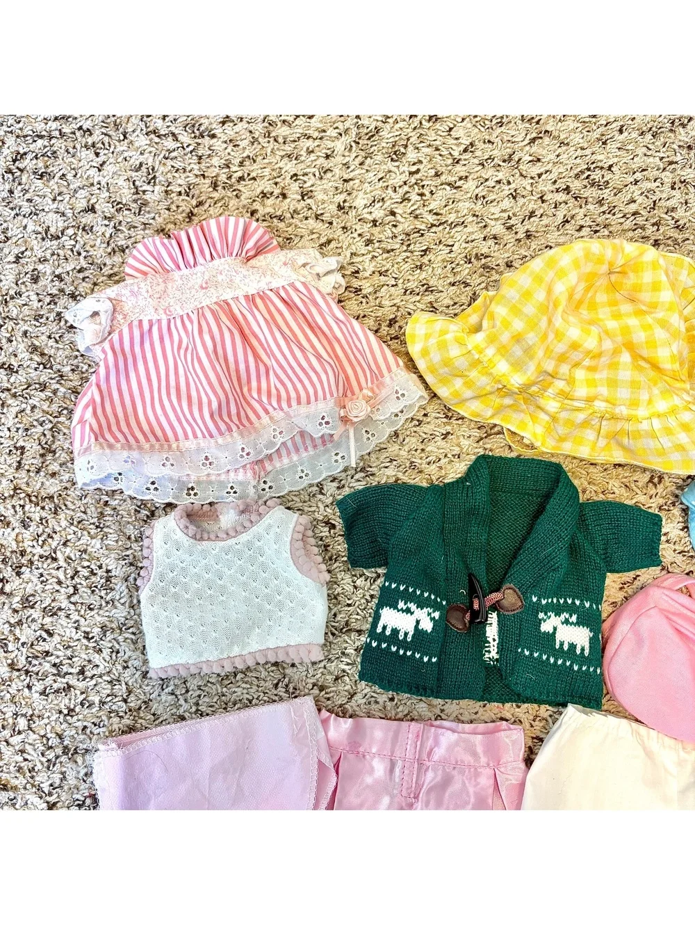 Vintage Doll Clothes & Accessories Lot – Mixed Outfits, Hats, Sweaters, Blankets